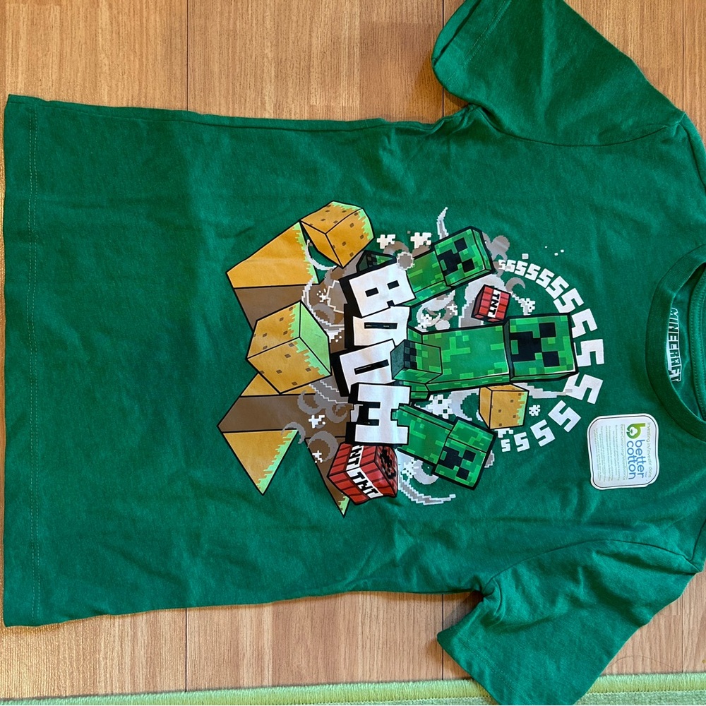 Emerald Green Short Sleeve Graphic Tee